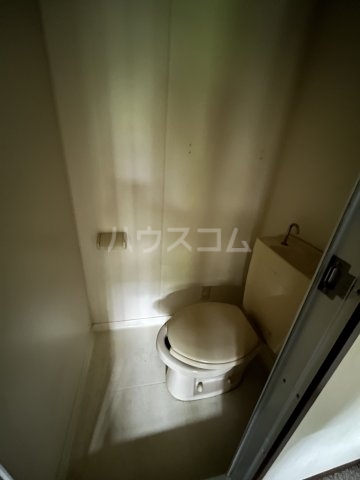 13/30 トイレ