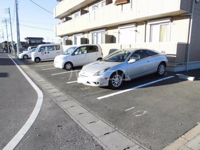 3/4 駐車場