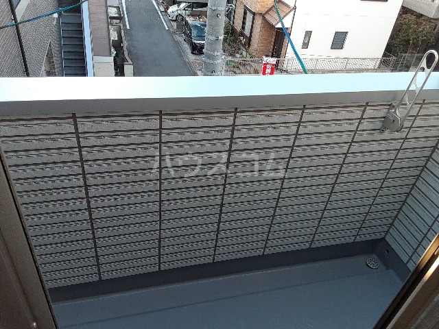 20/30 バルコニー