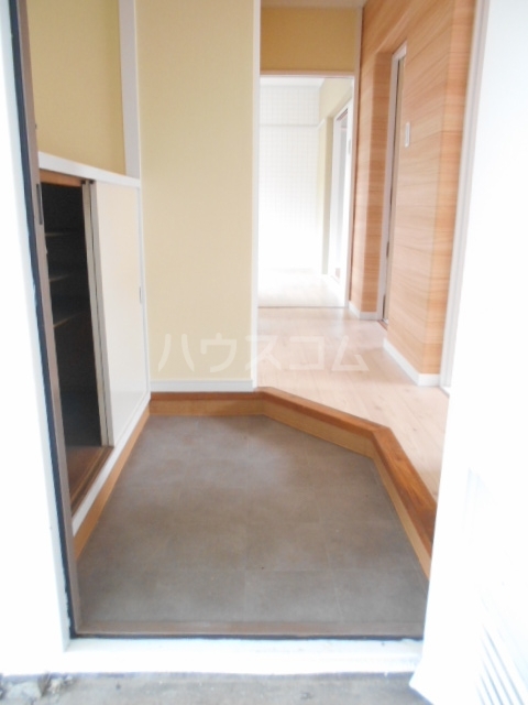 15/30 玄関