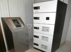 14/15 エントランス