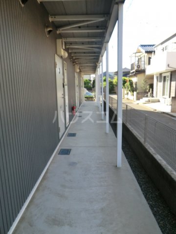 15/22 エントランス