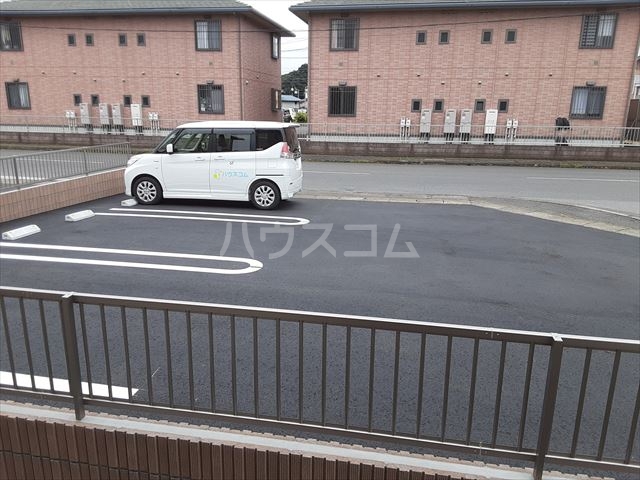 3/4 駐車場