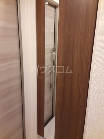 15/30 玄関