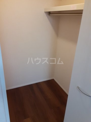 13/30 収納