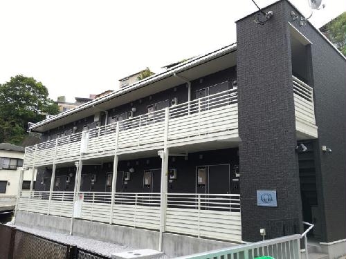 13/18 エントランス