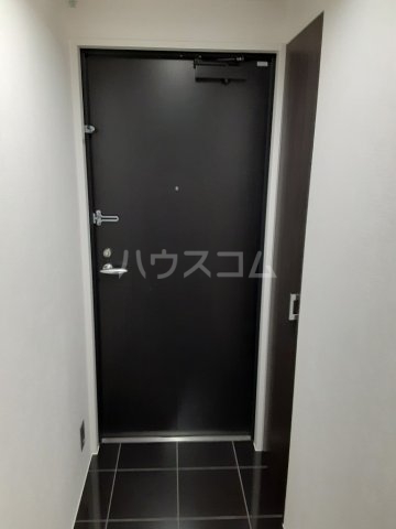 14/30 玄関