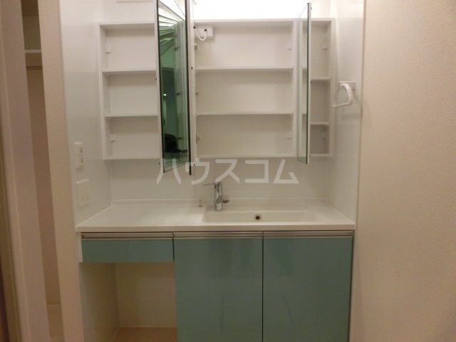 13/28 洗面