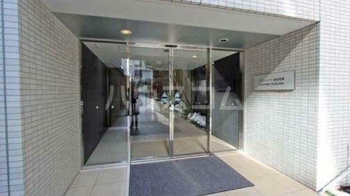 16/26 エントランス