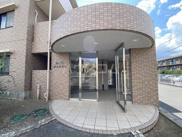 29/30 エントランス