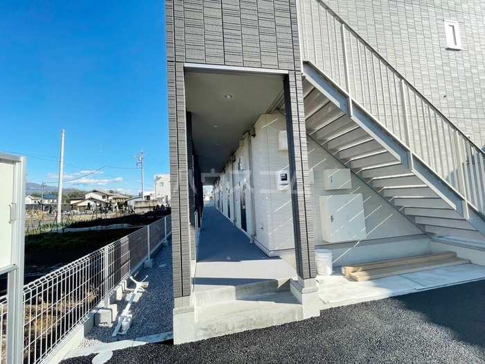 20/22 エントランス