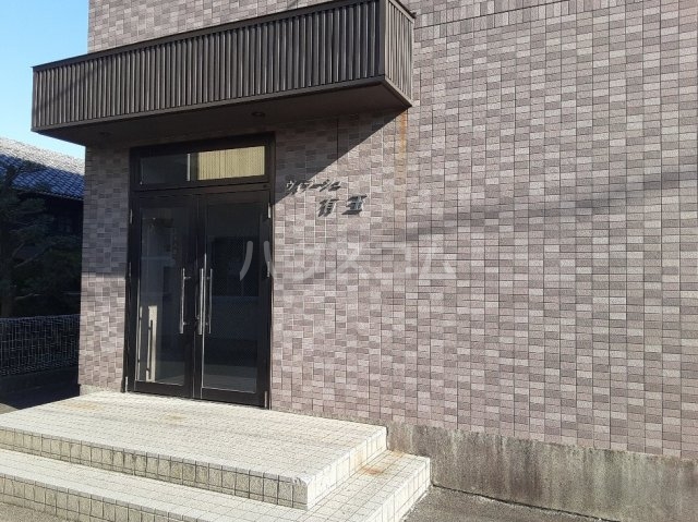 28/30 エントランス