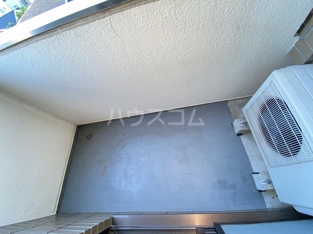 21/30 バルコニー