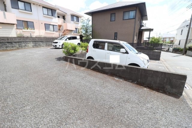14/15 駐車場