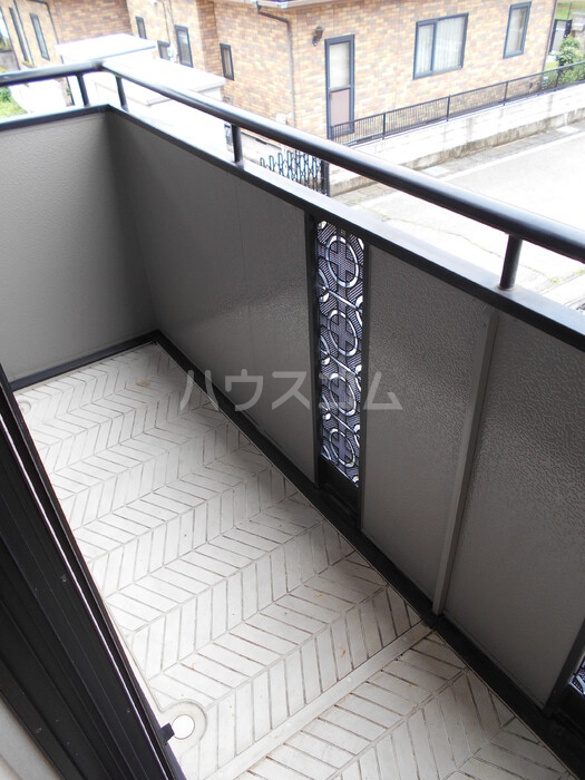 13/19 バルコニー