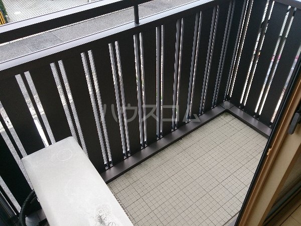 17/26 バルコニー