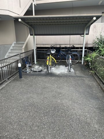 22/29 駐車場