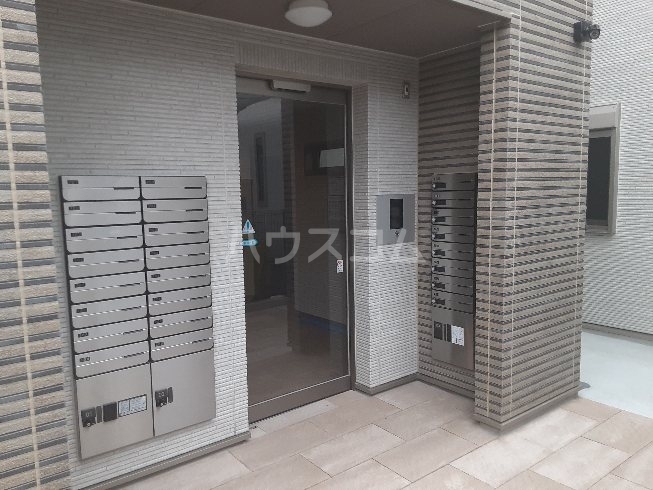 29/30 エントランス