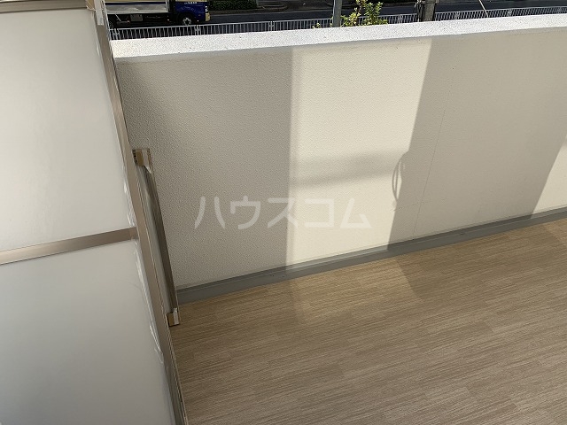 17/27 バルコニー