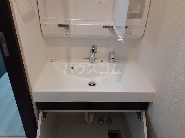 18/30 洗面