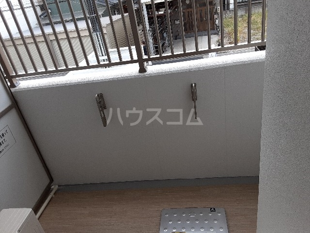 23/30 バルコニー