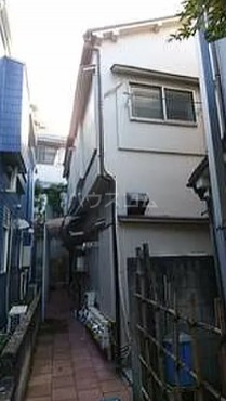 13/13 エントランス