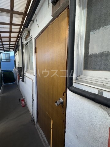 19/28 エントランス