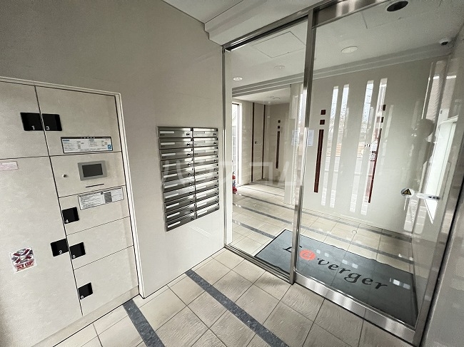 29/30 エントランス