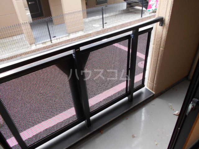 13/19 バルコニー