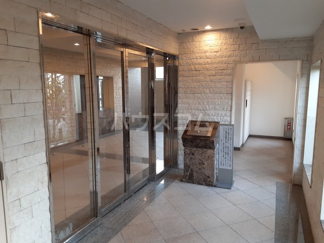 3/5 エントランス