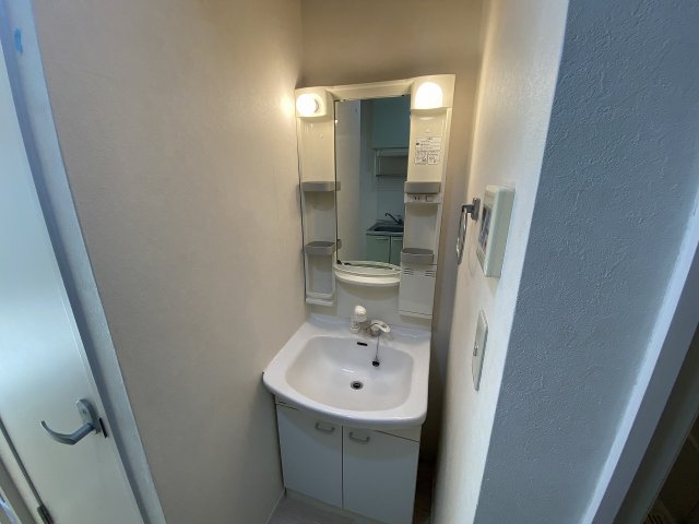 15/28 洗面
