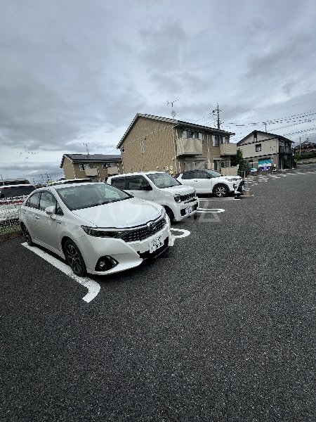 26/30 駐車場