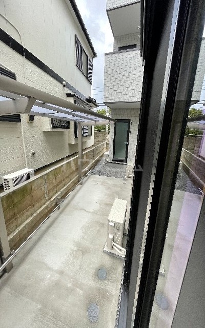 25/30 バルコニー