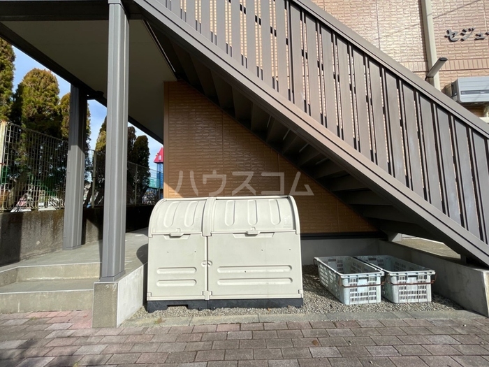 19/20 エントランス