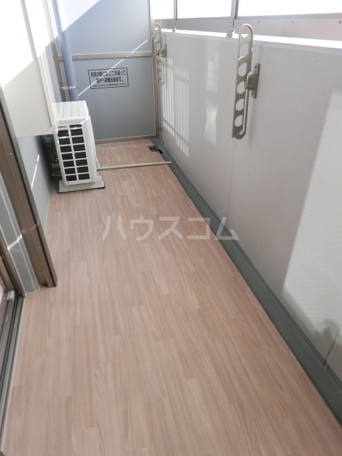 16/22 バルコニー