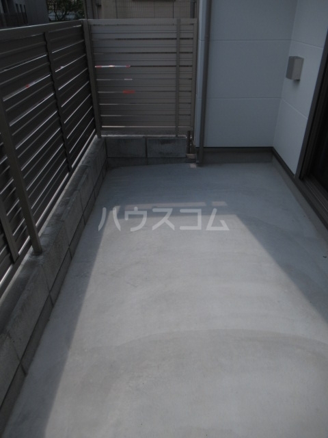 20/30 バルコニー