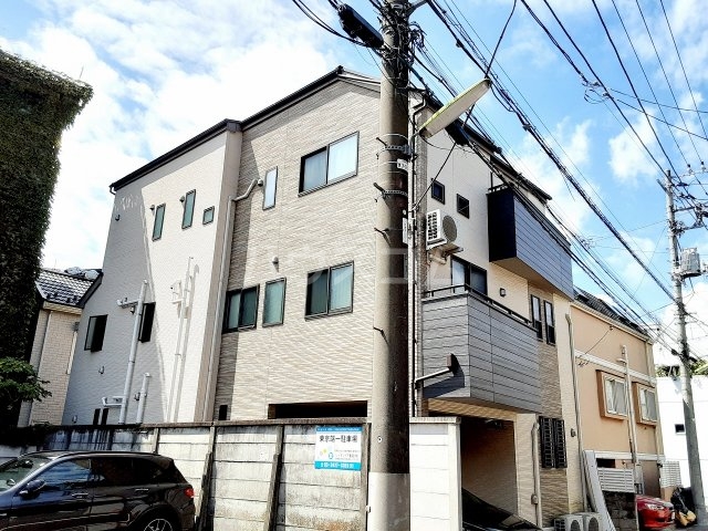 2/30 外観