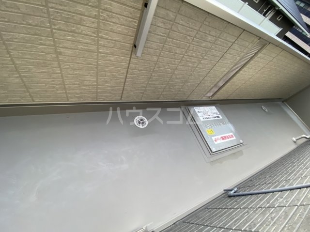 23/30 バルコニー