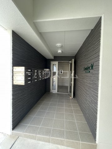 14/24 エントランス