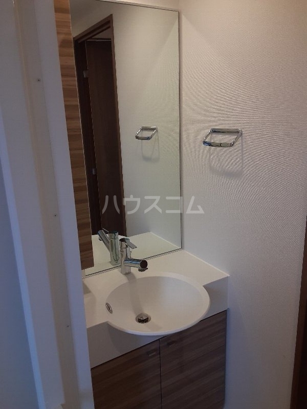 13/30 洗面
