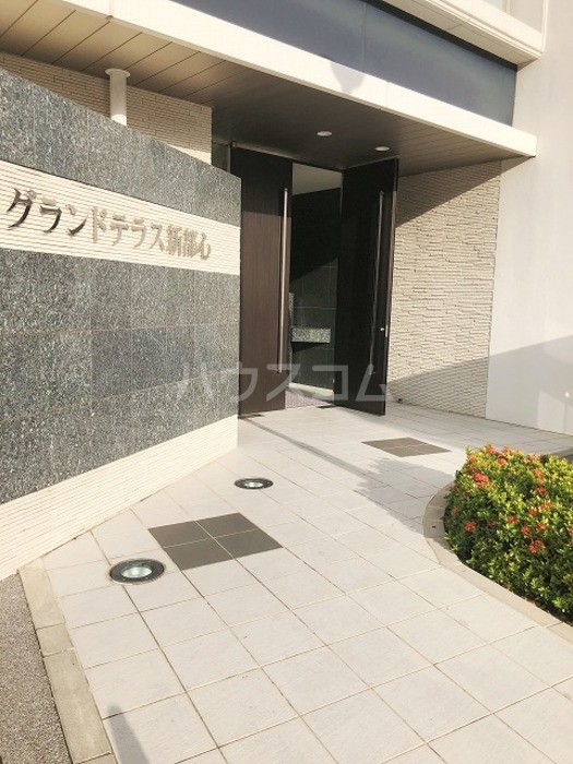 16/24 エントランス