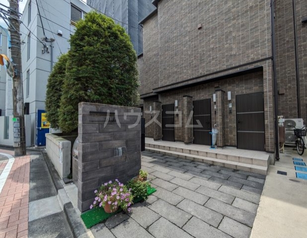 29/30 エントランス