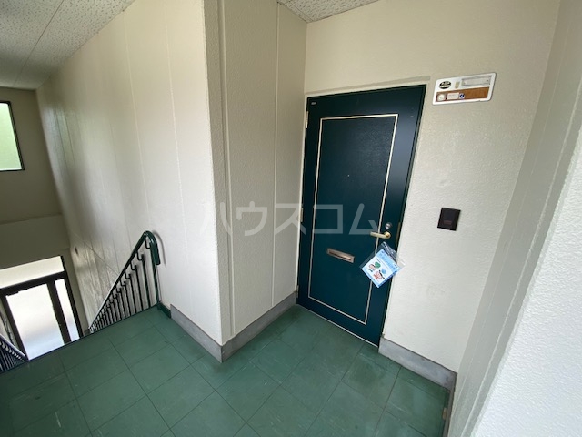 17/18 エントランス