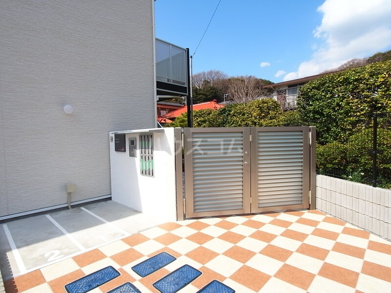 29/30 エントランス