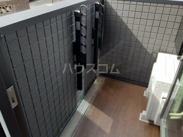 21/30 バルコニー