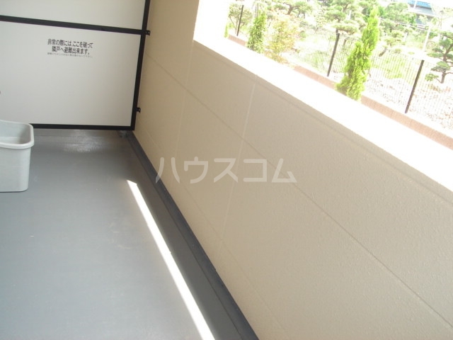 19/25 バルコニー