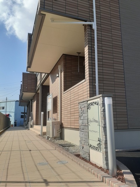 14/25 エントランス