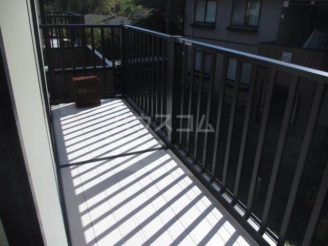 23/30 バルコニー