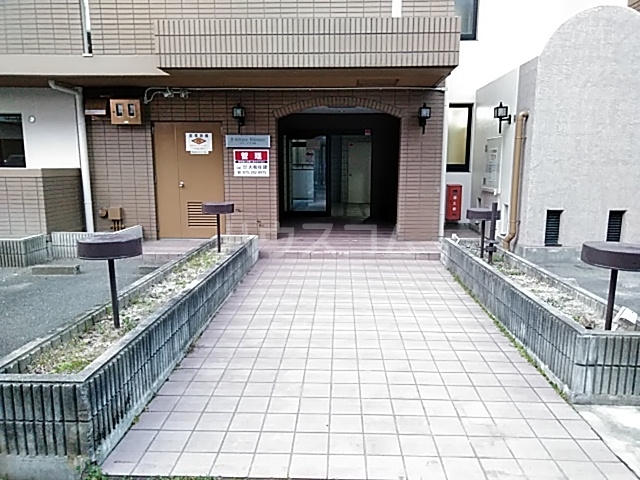 3/6 エントランス