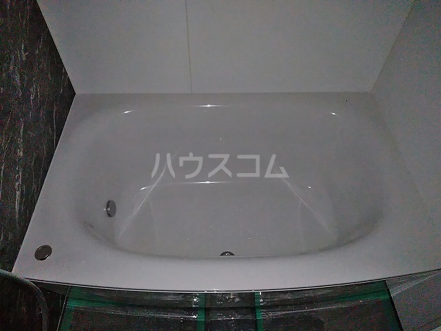 17/30 浴室